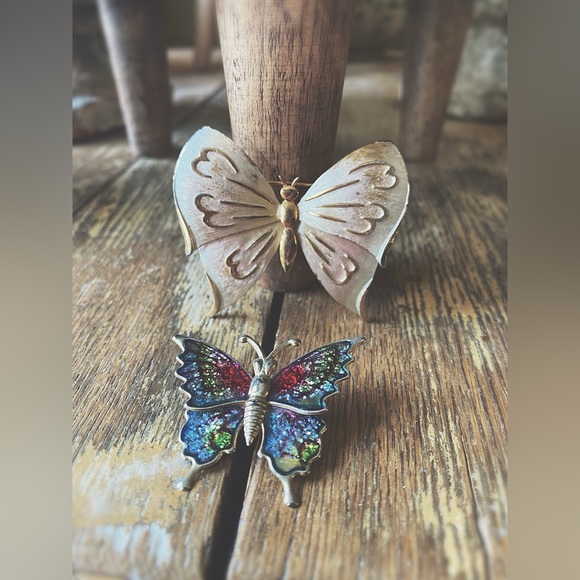 Vintage Butterfly Brooches ( Two For One) - Picture 6 of 8